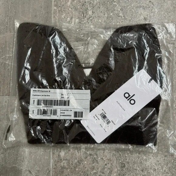 NWT Alo Yoga Cashmere Jet Set Bra, Size M - Picture 5 of 6